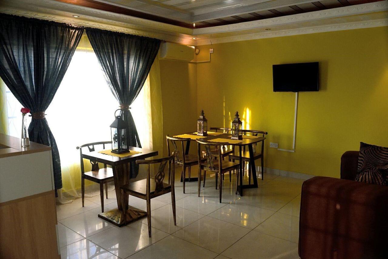 Mathlyn Guesthouse Gaborone Exterior foto
